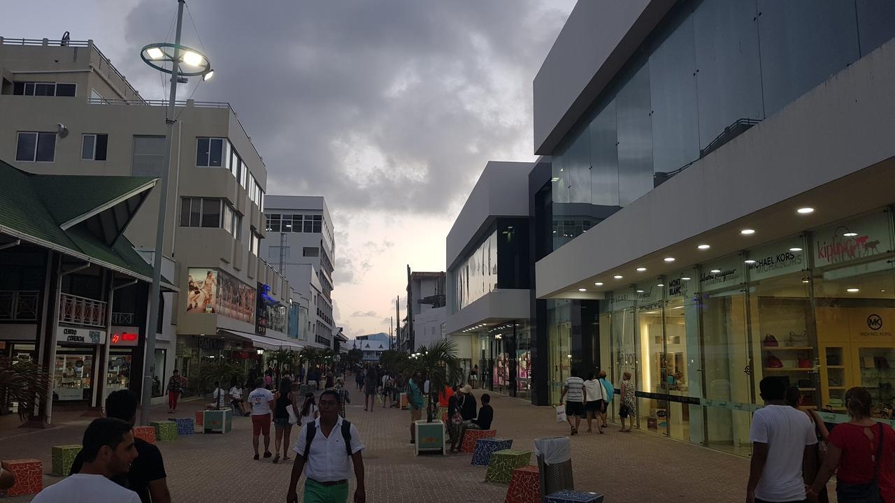 Olas Del Caribe San Andrés Exterior photo